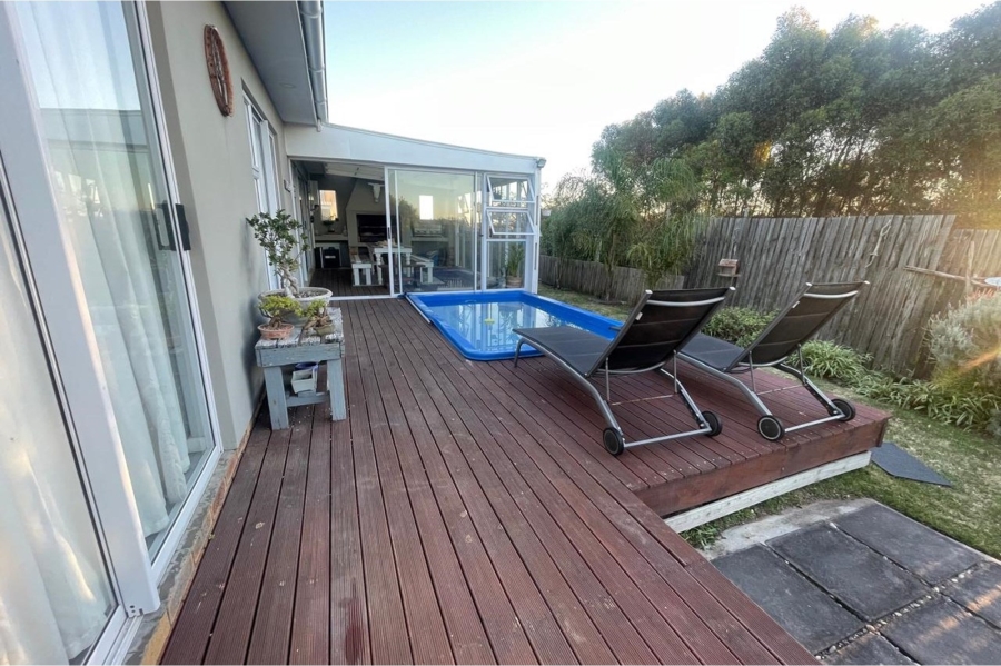 3 Bedroom Property for Sale in Glen Eden Eastern Cape